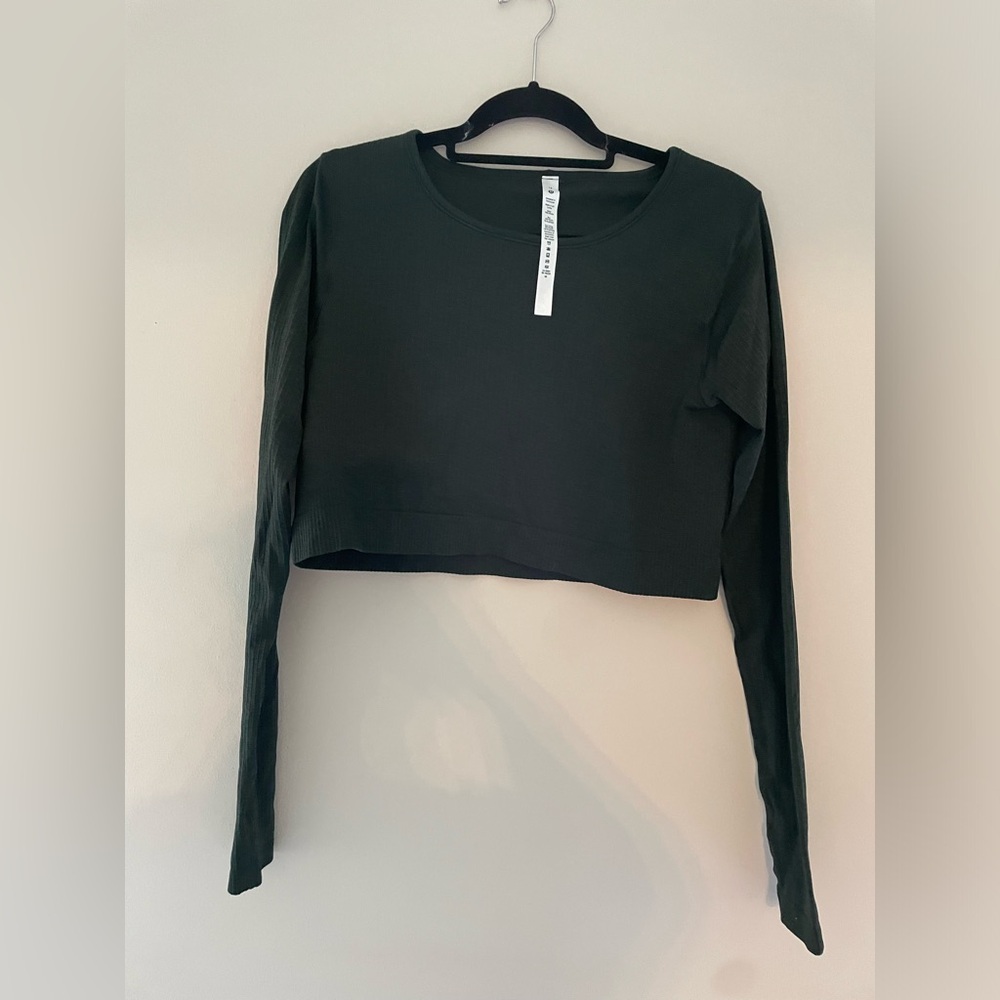 Lululemon Rainforest Green Ebb to Street Long Sleeve